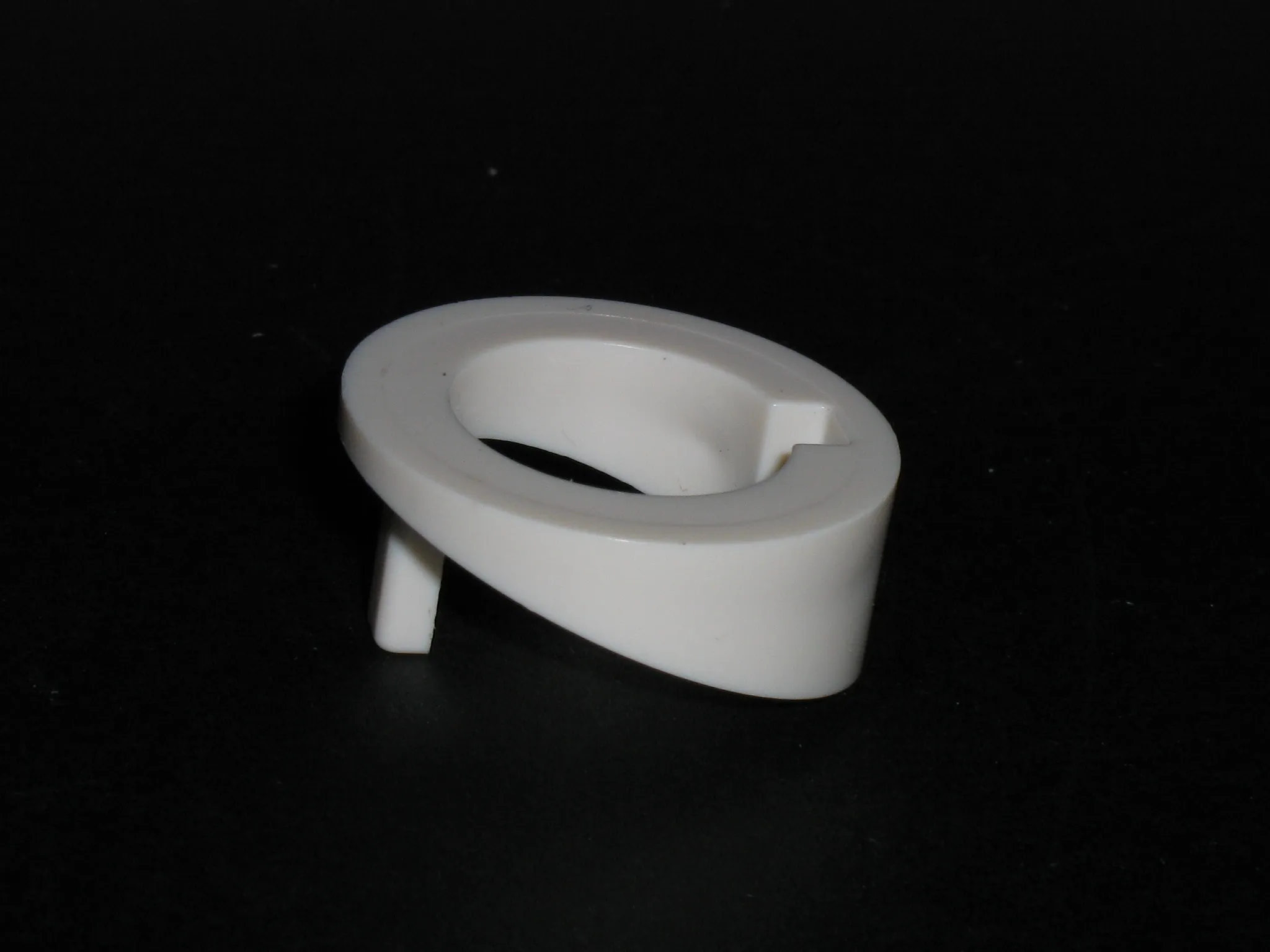 PIERŚCIEŃ MOCUJĄCY, pergamon