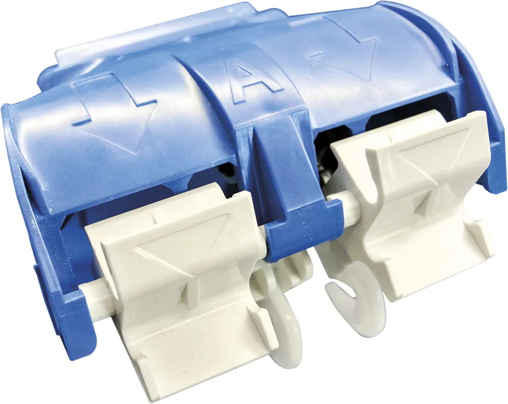 UCHWYT Z HACZYKAMI STERUJĄCYMI, PANELE MECHANICZNE