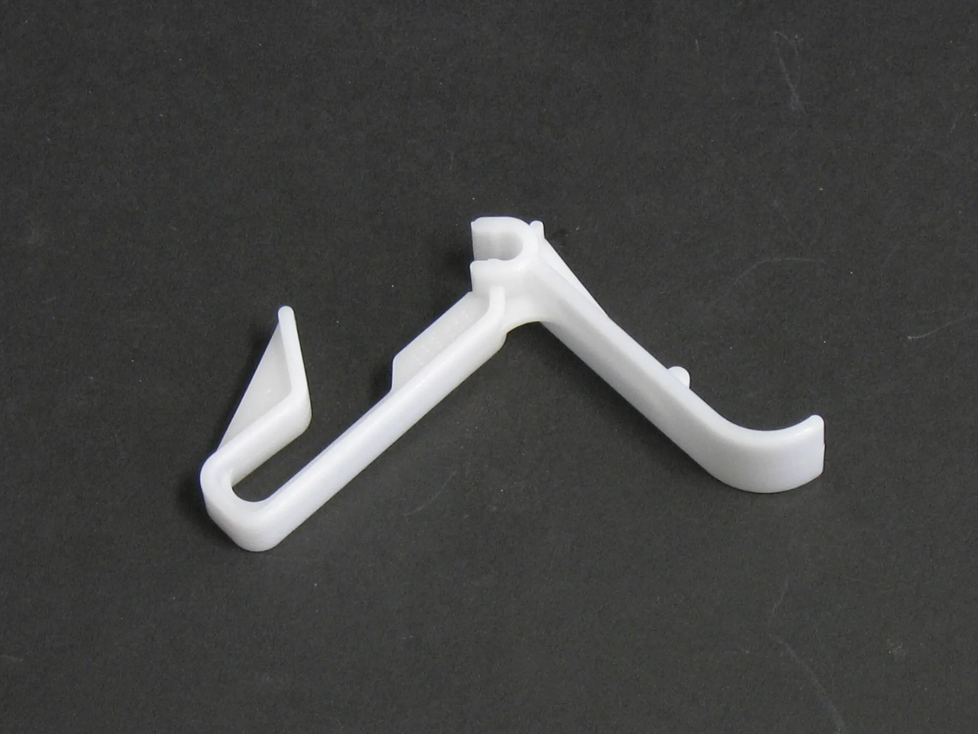 DZWIGNIA ZAWORU SPUSTOWEGO